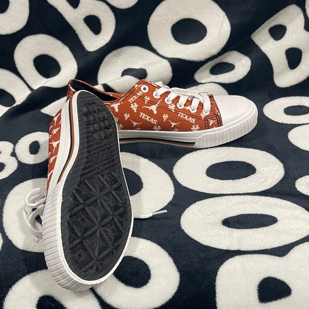 Texas Longhorn Sneakers
Show your Spirit on Game Day